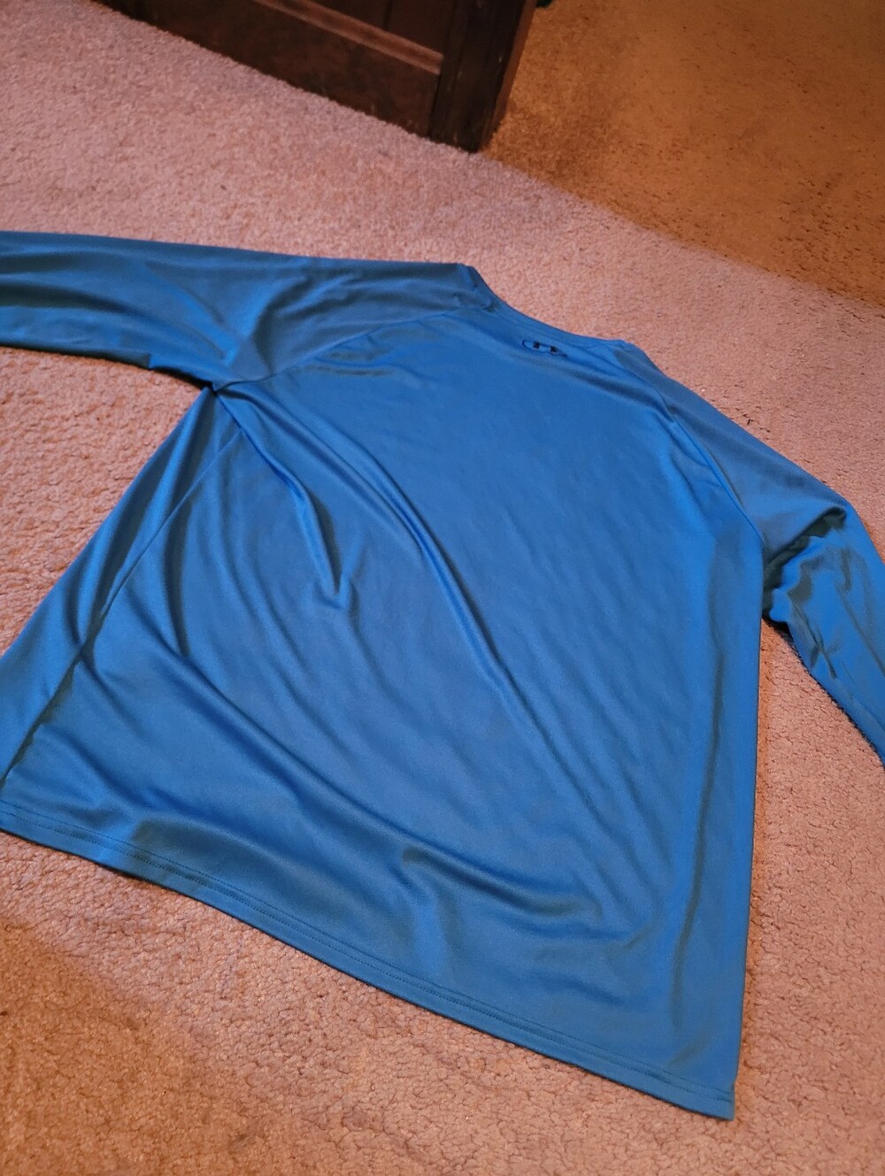 Under Armour blue shirt - Picture 3 of 3